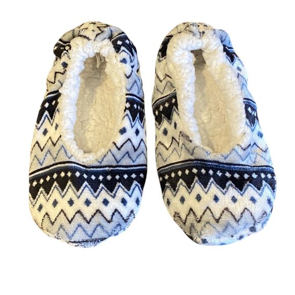 Laura Ashley by Ashko Fair Isle Fuzzy Slipper Socks w/ Grippers Non Slip L #70V - Picture 2 of 13